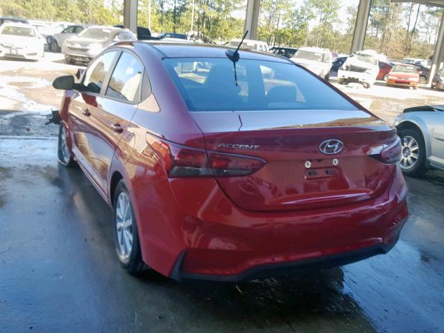 3KPC24A33JE034062 - 2018 HYUNDAI ACCENT SE RED photo 3