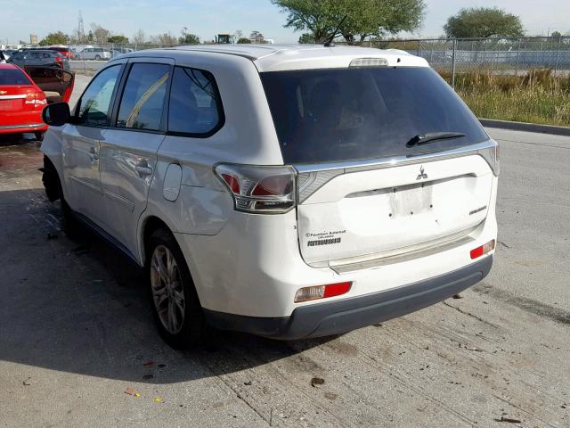 JA4AD3A39EZ004208 - 2014 MITSUBISHI OUTLANDER WHITE photo 3