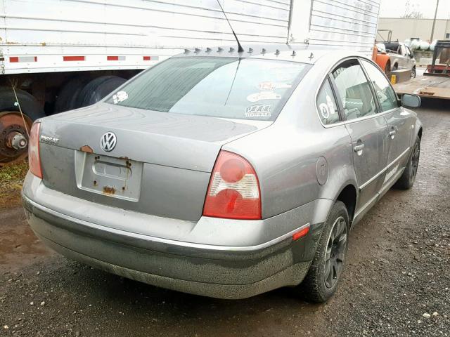 WVWPD63B73P261057 - 2003 VOLKSWAGEN PASSAT GLS SILVER photo 4