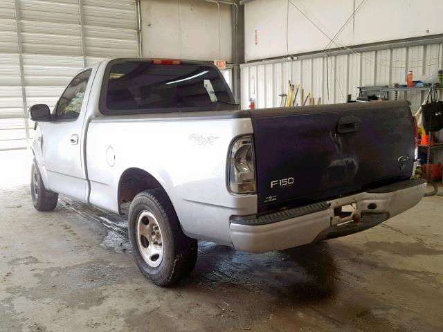 1FTRF17252NB05173 - 2002 FORD F150 SILVER photo 3