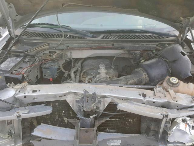 1FTRF17252NB05173 - 2002 FORD F150 SILVER photo 7