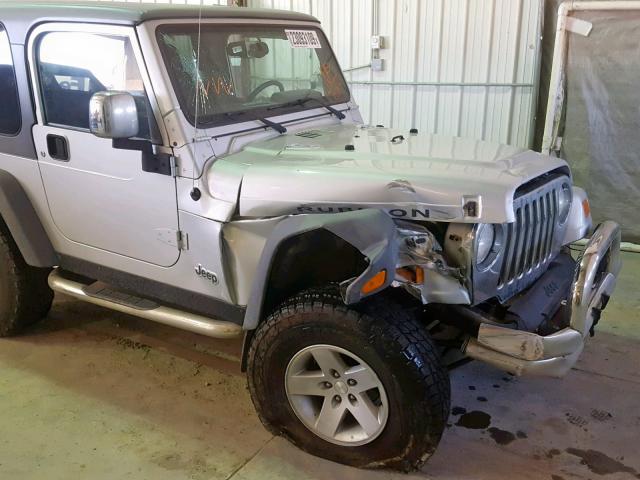 1J4FA69S25P311582 - 2005 JEEP WRANGLER / SILVER photo 9