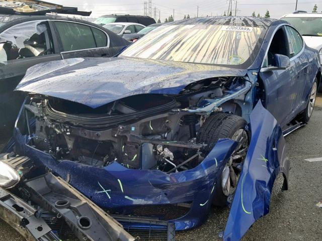 5YJSA1E18GF174228 - 2016 TESLA MODEL S Синій фото 2