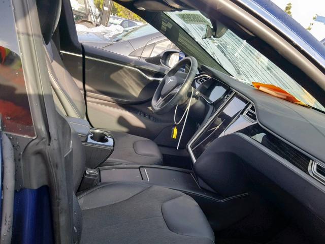 5YJSA1E18GF174228 - 2016 TESLA MODEL S Синій фото 5
