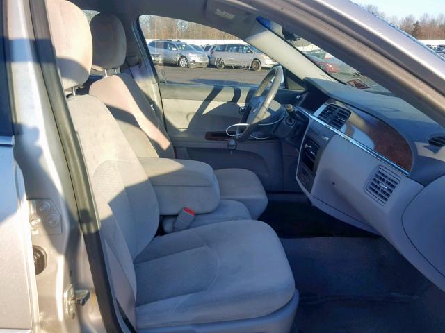 2G4WC532X51254690 - 2005 BUICK LACROSSE C 银色 照片 5