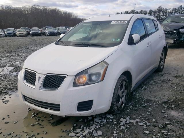 5Y2SP6E88AZ406319 - 2010 PONTIAC VIBE WHITE photo 2