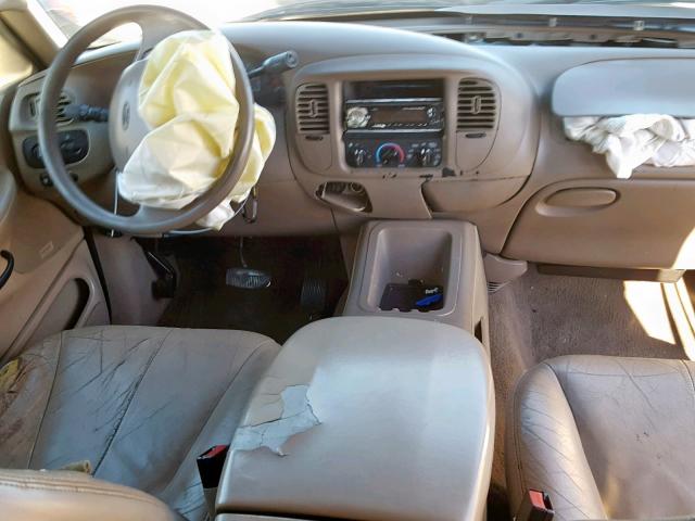 1FMRU15W62LA20930 - 2002 FORD EXPEDITION WHITE photo 9