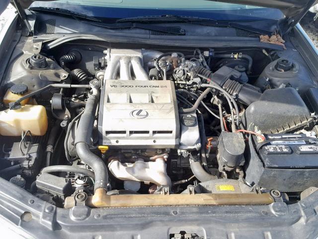 JT8BF28G9W5014302 - 1998 LEXUS ES 300 GRAY photo 7