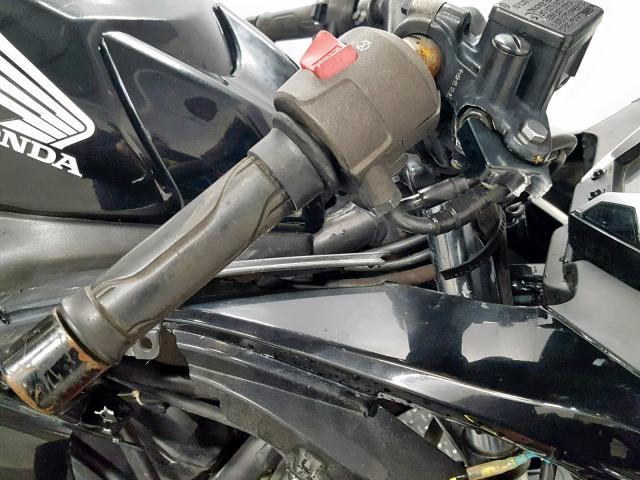 MLHMC4115B5003695 - 2011 HONDA CBR250 R BLACK photo 19