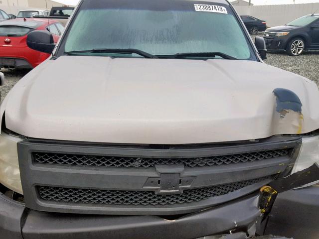 2GCEC13C381175142 - 2008 CHEVROLET SILVERADO SILVER photo 7