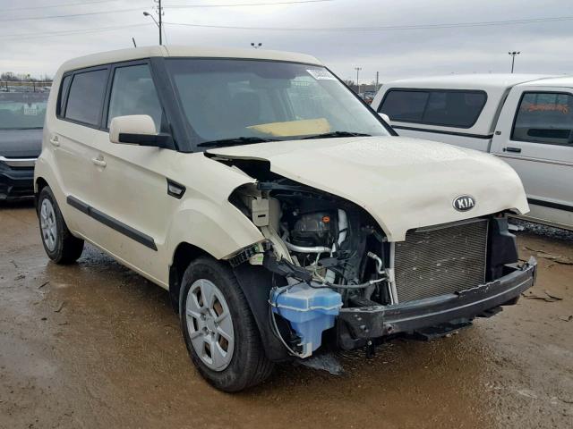 KNDJT2A51D7499938 - 2013 KIA SOUL WHITE photo 1