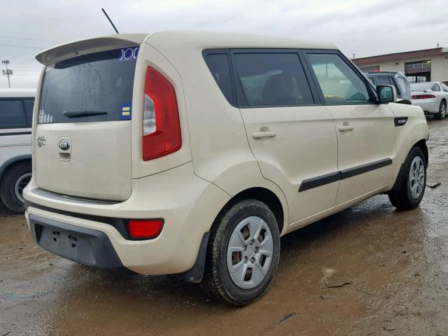 KNDJT2A51D7499938 - 2013 KIA SOUL WHITE photo 4