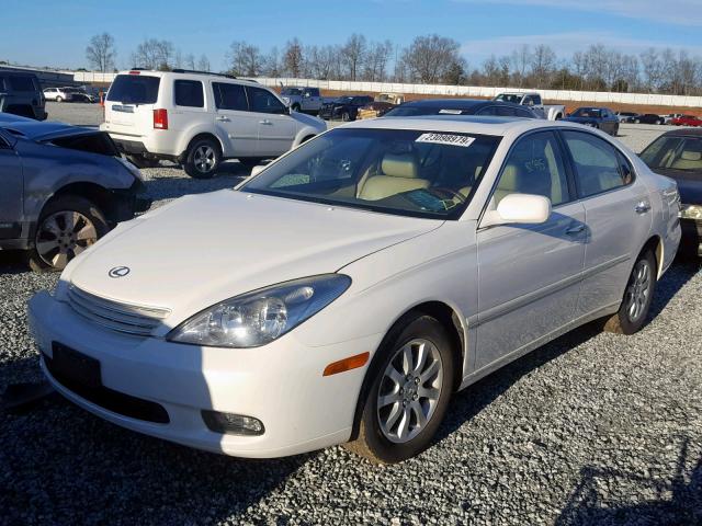 JTHBF30G920046482 - 2002 LEXUS ES 300 WHITE photo 2