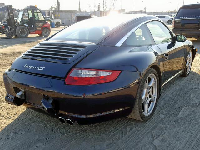 WP0BB299X7S755414 - 2007 PORSCHE 911 TARGA BLUE photo 4