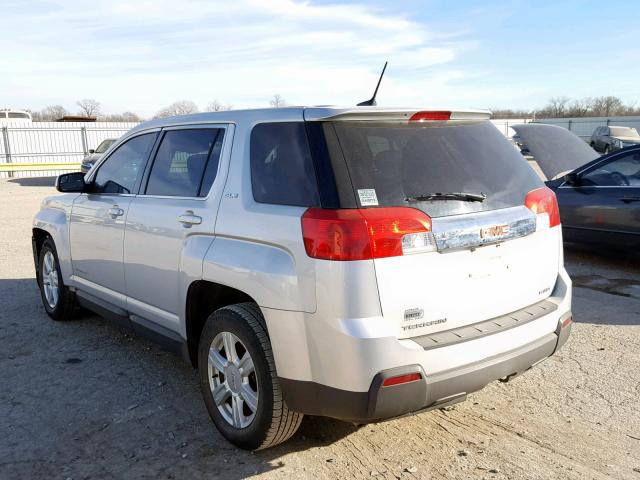 2GKFLVEK5E6317946 - 2014 GMC TERRAIN SL SILVER photo 3