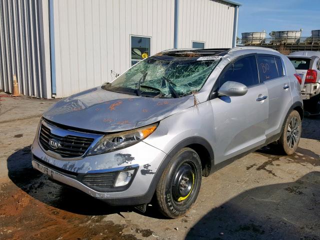 KNDPC3A23B7019000 - 2011 KIA SPORTAGE E SILVER photo 2