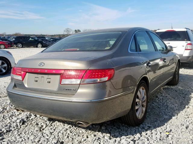 KMHFC46F96A107437 - 2006 HYUNDAI AZERA SE GRAY photo 4