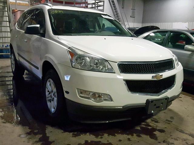 1GNKRFED0BJ310845 - 2011 CHEVROLET TRAVERSE L WHITE photo 1