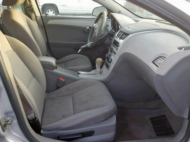 1G1ZB5E0XCF204516 - 2012 CHEVROLET MALIBU LS SILVER photo 5