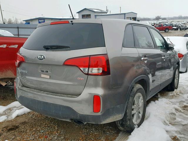 5XYKT3A69FG657547 - 2015 KIA SORENTO LX GRAY photo 4