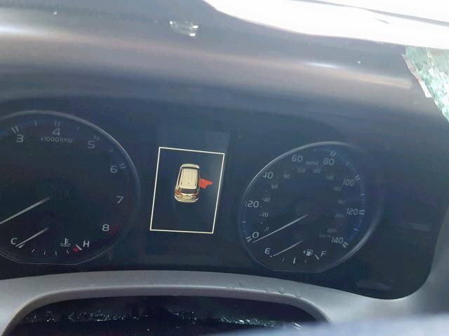 2T3ZFREV5JW490480 - 2018 TOYOTA RAV4 LE Սև լուսանկար 8