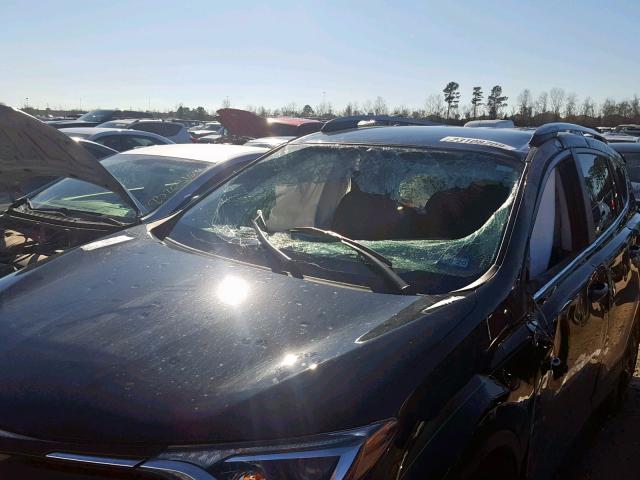 2T3ZFREV5JW490480 - 2018 TOYOTA RAV4 LE Սև լուսանկար 9