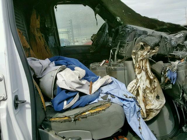 1FTNE2EW9DDA97083 - 2013 FORD ECONOLINE Ақ фото 5