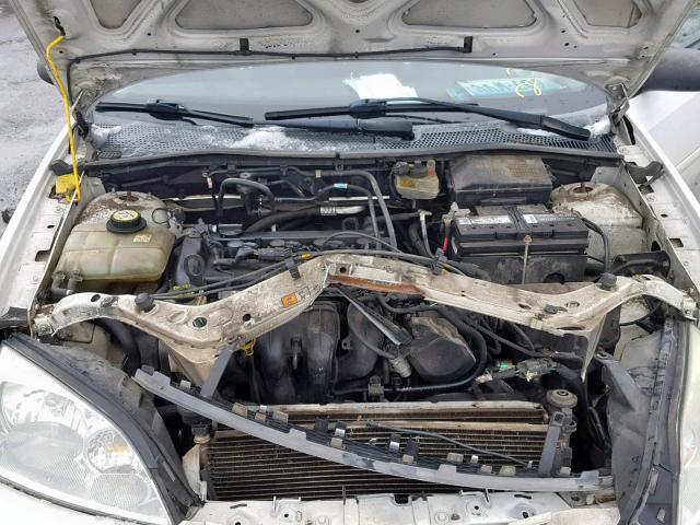 1FAFP34N86W247212 - 2006 FORD FOCUS ZX4 WHITE photo 7