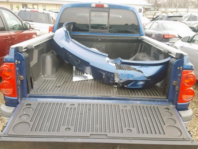 1D7HW58N58S636921 - 2008 DODGE DAKOTA QUA BLUE photo 9