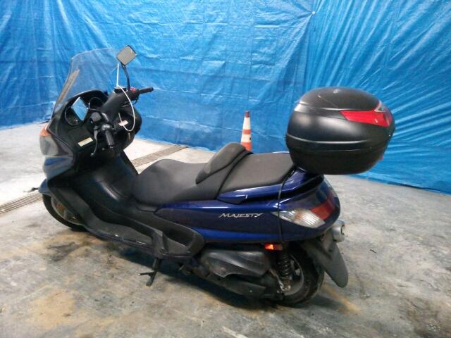 JYASH03Y85A001882 - 2005 YAMAHA YP400 BLUE photo 3