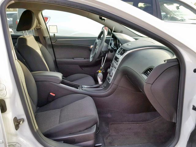 1G1ZC5EB9A4145918 - 2010 CHEVROLET MALIBU 1LT WHITE photo 5