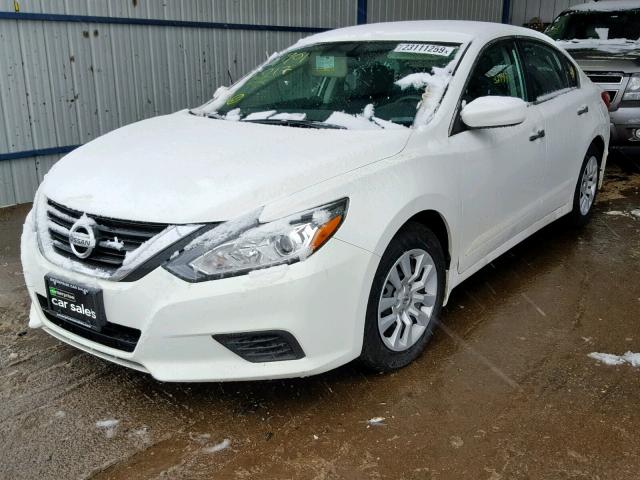 1N4AL3AP1HC241056 - 2017 NISSAN ALTIMA 2.5 WHITE photo 2