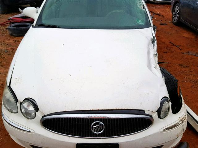 2G4WD582761145126 - 2006 BUICK LACROSSE C WHITE photo 7