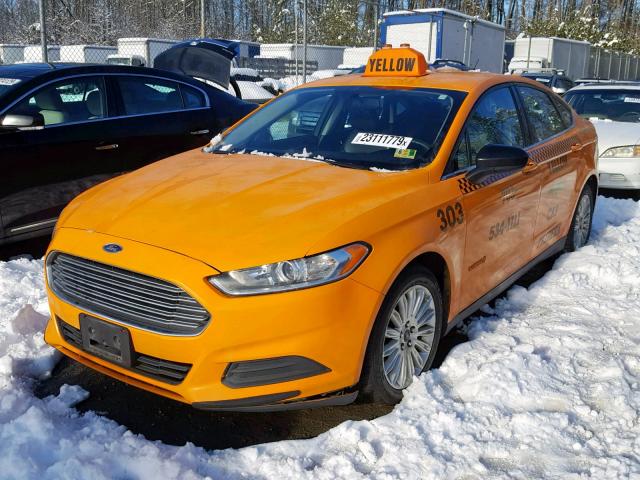 3FA6P0UU4ER381321 - 2014 FORD FUSION S H ORANGE photo 2