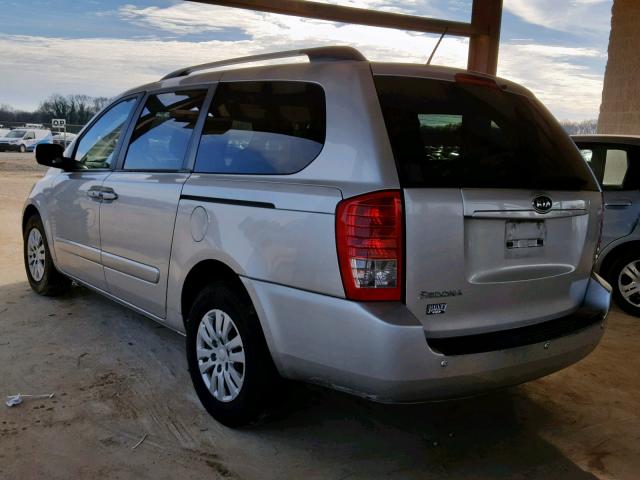 KNDMG4C76C6449746 - 2012 KIA SEDONA LX SILVER photo 3