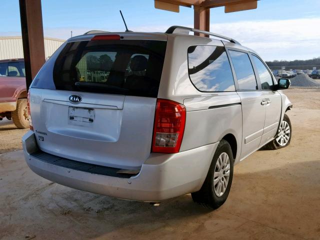 KNDMG4C76C6449746 - 2012 KIA SEDONA LX SILVER photo 4