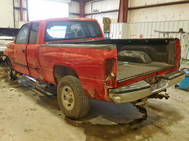 3B7HF13Z5YG121597 - 2000 DODGE RAM 1500 RED photo 3
