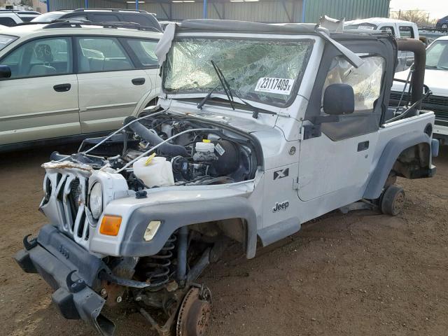 1J4FA39S55P322610 - 2005 JEEP WRANGLER X SILVER photo 2