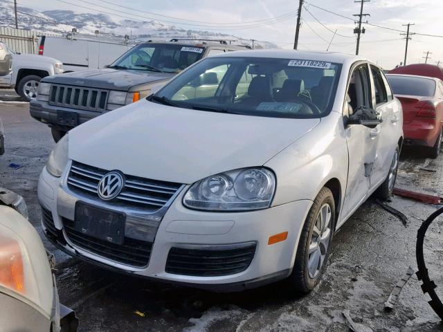 3VWRZ7AJ9AM168342 - 2010 VOLKSWAGEN JETTA SE WHITE photo 2