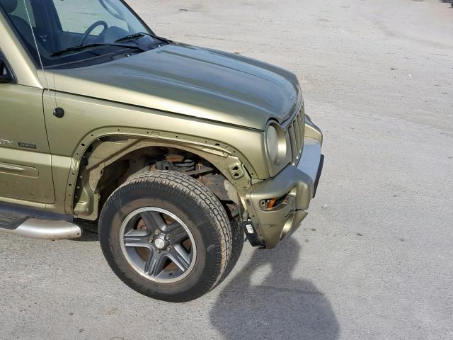 1J4GK38K13W670295 - 2003 JEEP LIBERTY RE GREEN photo 9