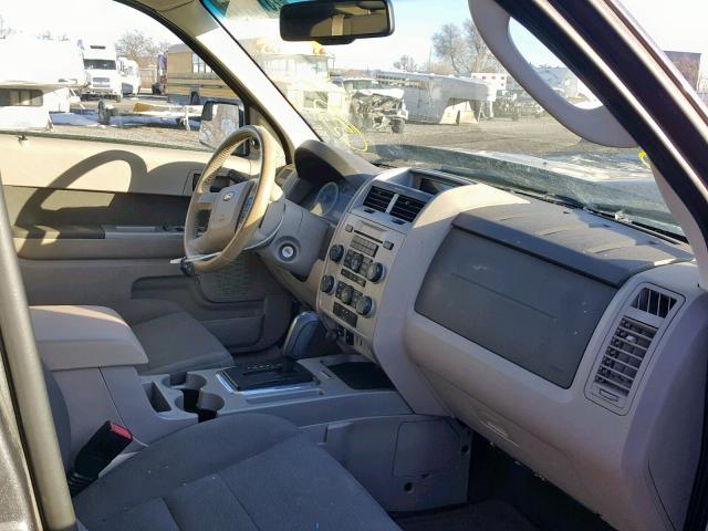 1FMCU0D79AKA31600 - 2010 FORD ESCAPE XLT GRAY photo 5