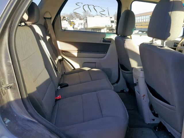 1FMCU0D79AKA31600 - 2010 FORD ESCAPE XLT GRAY photo 6