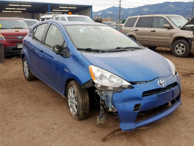 JTDKDTB37E1070425 - 2014 TOYOTA PRIUS C BLUE photo 1