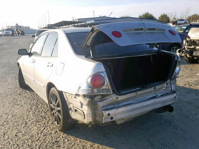 JTHBD192640089083 - 2004 LEXUS IS 300 SILVER photo 3