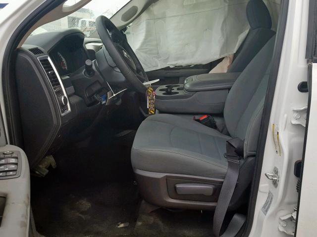 3C6UR5DL2GG330132 - 2016 RAM 2500 SLT თეთრი ფოტო 5