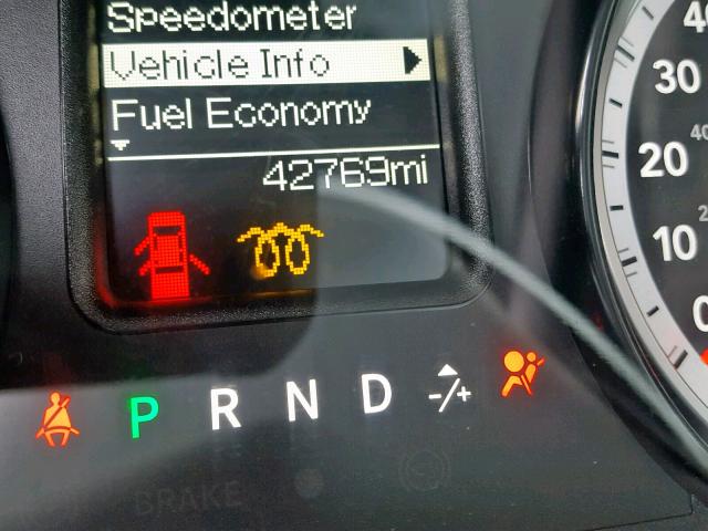 3C6UR5DL2GG330132 - 2016 RAM 2500 SLT თეთრი ფოტო 8