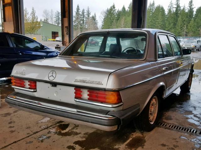 WDBAB33C3FA257256 - 1985 MERCEDES-BENZ 300 DT GRAY photo 4