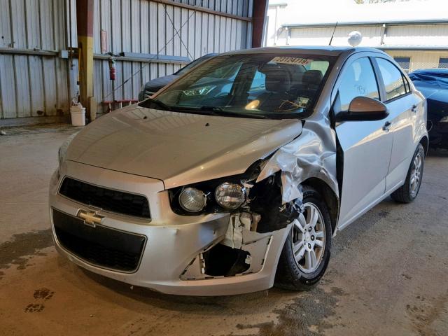 1G1JA5SH3C4133164 - 2012 CHEVROLET SONIC LS 银色 照片 2