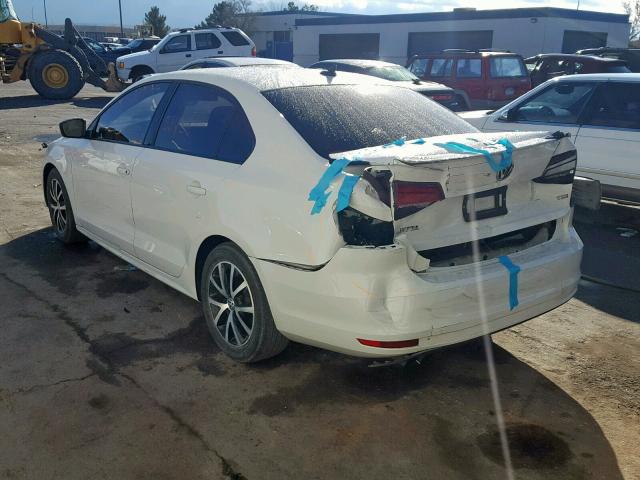 3VWB17AJ4GM305284 - 2016 VOLKSWAGEN JETTA SPOR WHITE photo 3