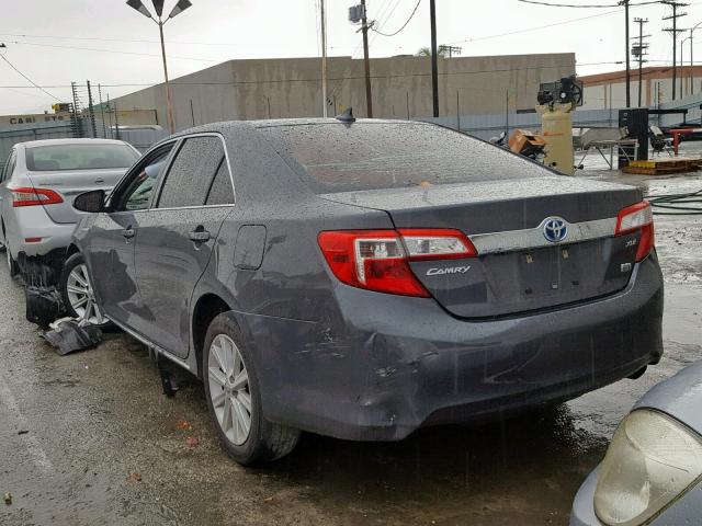 4T1BD1FK2CU029858 - 2012 TOYOTA CAMRY HYBR GRAY photo 3